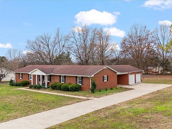 4th image of 211 Ledgeview Dr