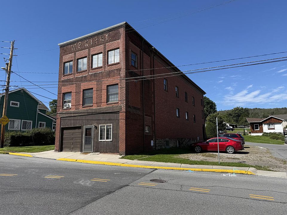 1st image of 507 Main St