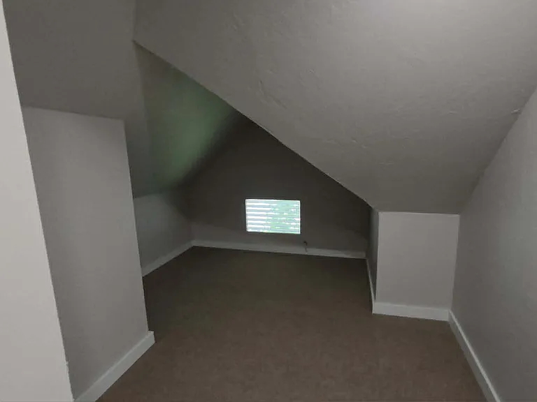 804 E Noble Ave — Photo 16