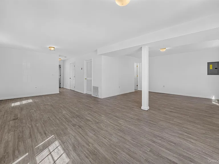 41 Genung St #41 — Photo 24