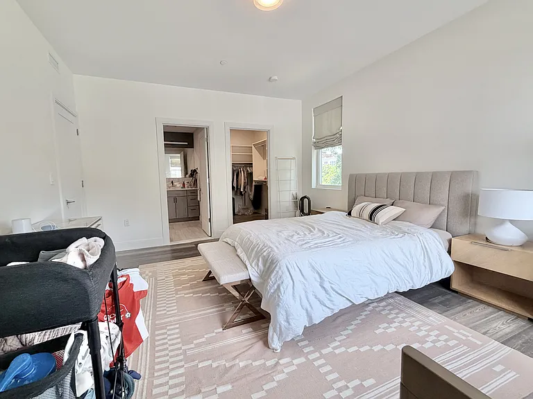 429 Cherry St #7 — Photo 11