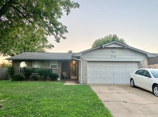 2705 Larkspur Rd, Moore, OK 73160