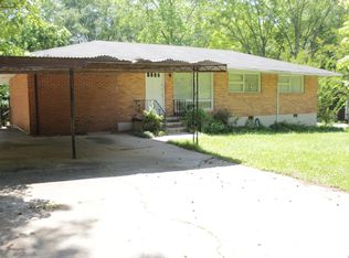 631 Fallview Dr, Forest Park, GA 30297