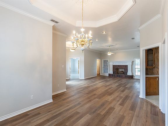 4th image of 5433 Meadow Dr