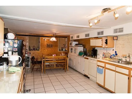 Sold by Coldwell Banker Reliable Real Estate | media 10