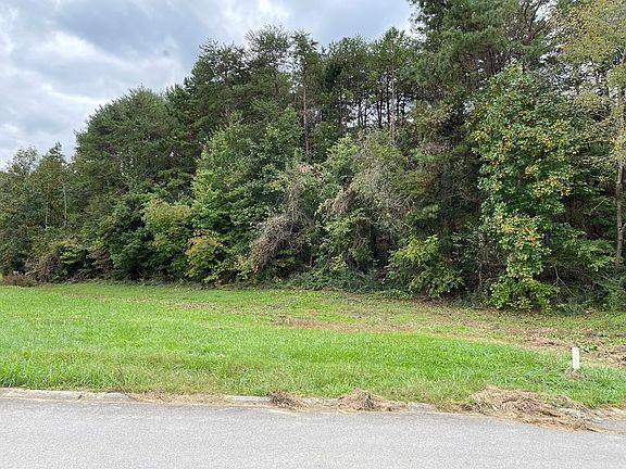 3rd image of 26 Sierra Ln Lot 26