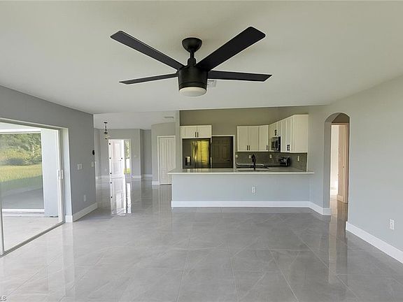 3rd image of 116 Ridgemont Dr