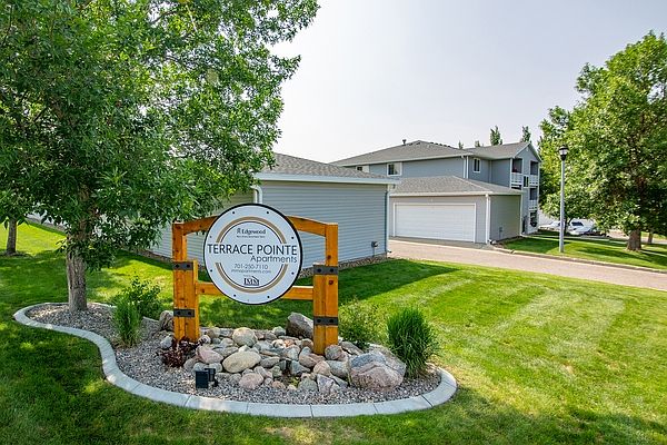 Terrace Pointe Apartments Bismarck ND