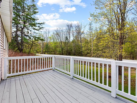 5th image of 450 Richville Road