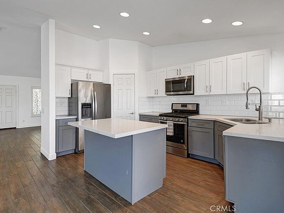 5th image of 81258 Avenida Esmeralda