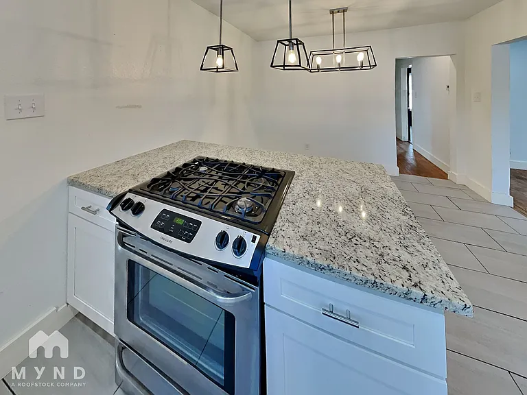 2302 S Polk St — Photo 5