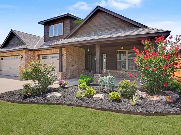 4017 NE Realtree Dr, Lawton, OK 73507