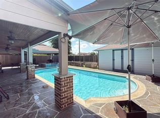 1610 Seminole St, Deer Park, TX 77536