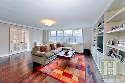 4th image of 315 E 70th St #7AB