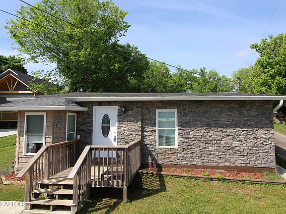 2nd image of 311 Bussell Ferry Rd