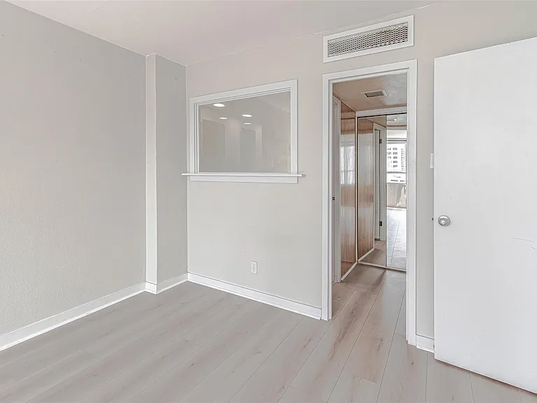 1800 Lavaca St #A-705 — Photo 10