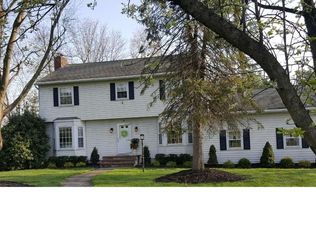 30 Crown Rd, Ewing, NJ 08638