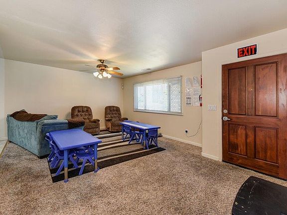 3rd image of 5608 Walnut Ave