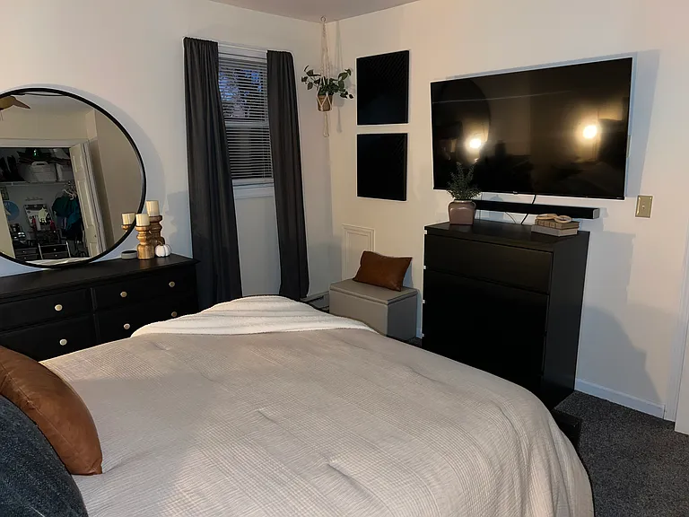 Bedroom #1