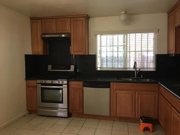 3rd image of 2705 Ingalls Ct