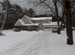 17 Feeder Dam Rd, South Glens Falls, NY 12803