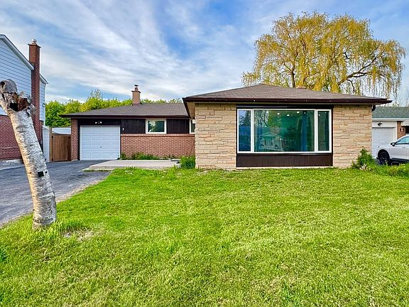 2nd image of 7 Addington Cres