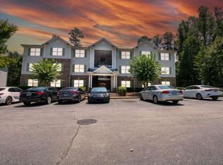 9302 Fairington Ridge Cir, Lithonia, GA 30038