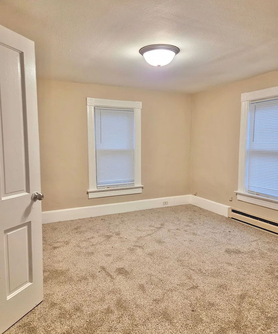 2 bed, $950 — Photo 4