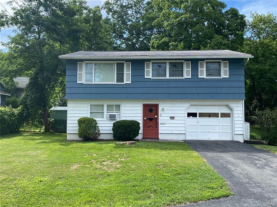 1st image of 716 Barnes Ave