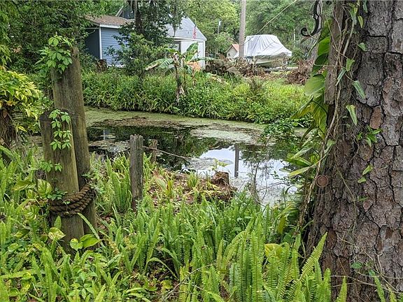 3rd image of 10760 N Autumn Oak Point
