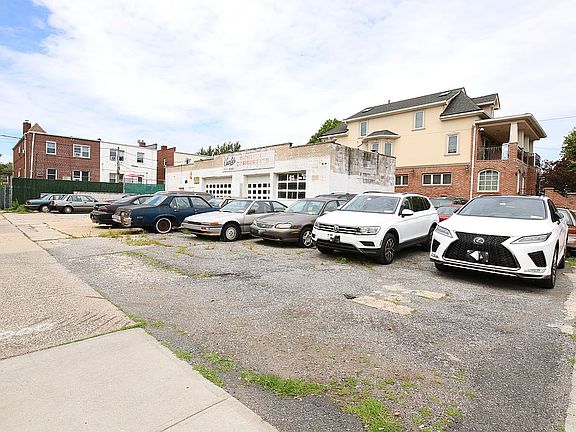 2nd image of 3723 Avenue U