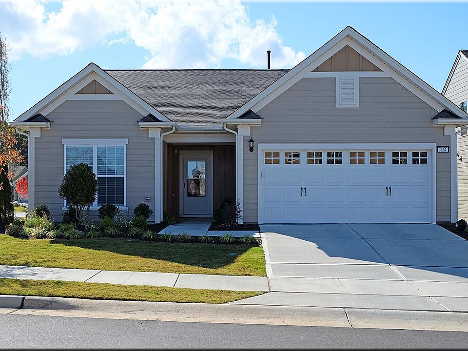 1st image of 724 Gaston Manor Dr