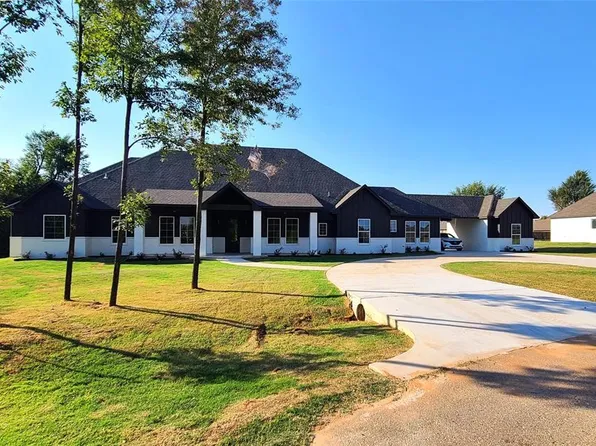 1308 W Harvard Way, Mustang, OK 73064