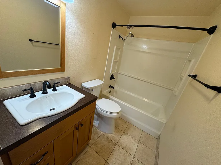 2850 Newton Pl — Photo 10