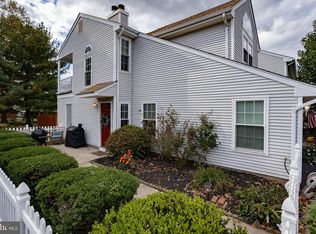 321 Birch Hollow Dr, Bordentown, NJ 08505