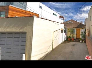 33 1/2 Wavecrest Ave, Venice, CA 90291