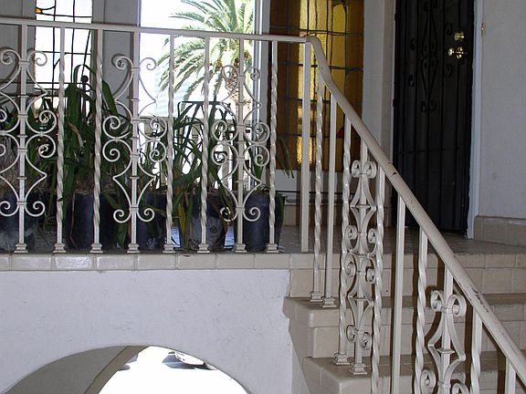 2nd Landing and Common Balcony