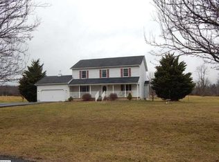 25 Bradford St, Swoope, VA 24479