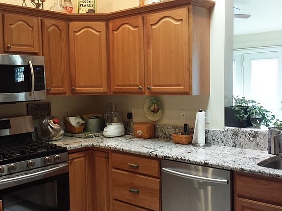 5th image of 1715 Dogwood Dr