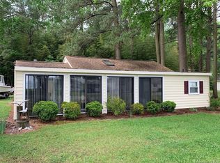 1974 Remlik Dr, Urbanna, VA 23175