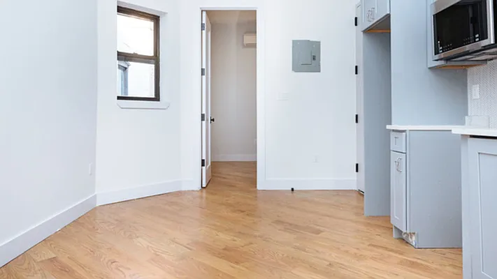 Rented by Nooklyn NYC LLC | media 9