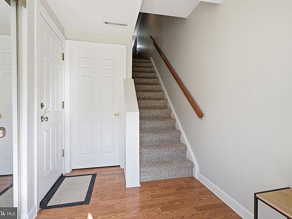 4th image of 5003 E Woodmill Dr