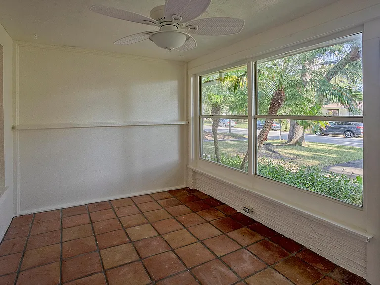 252 Mateo Way NE #A — Photo 17