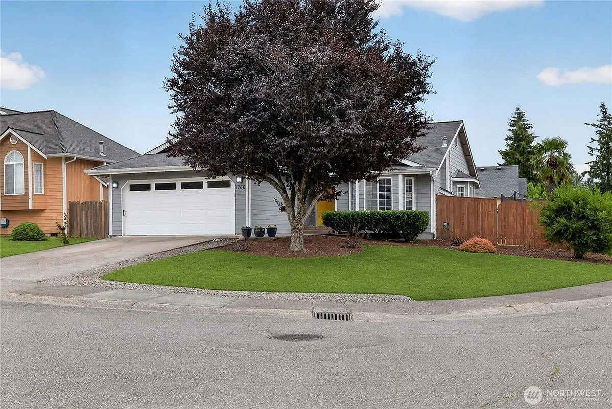 3 bed, 2.0 bath, 1556 sqft, $2,250 — Photo 1