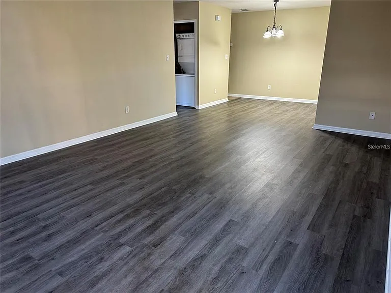 4818 Tangerine Ave #4818 — Photo 9