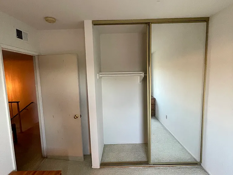 12463 Patricia Dr — Photo 2