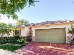 5317 Flamingo Pl, Coconut Creek, FL 33073