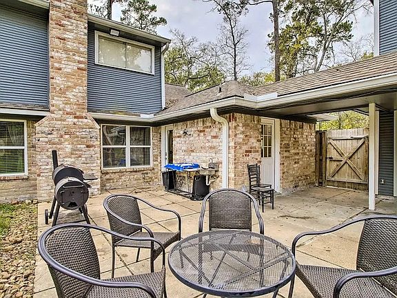 5th image of 15602 Cypress Gardens Dr
