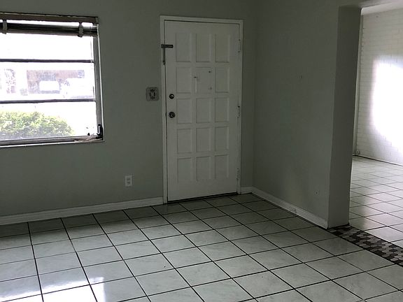 5th image of 6126 8th Ave S
