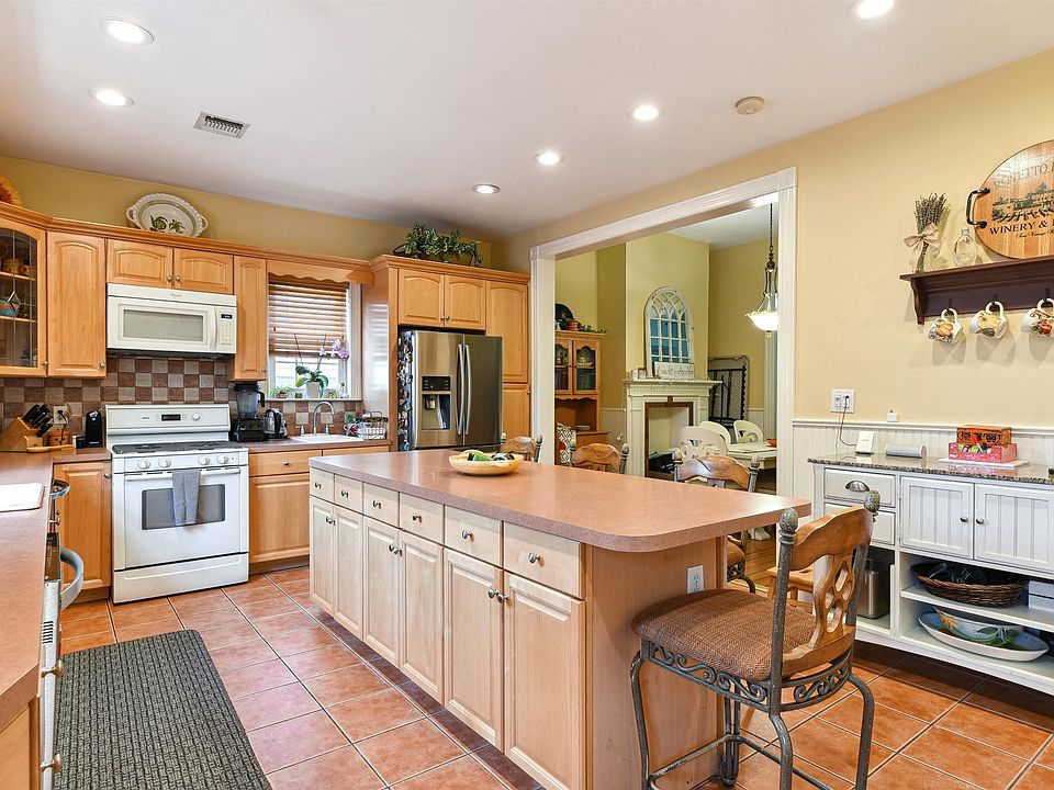 93 Sherman Pl 2, Jersey City, NJ 07307 Zillow